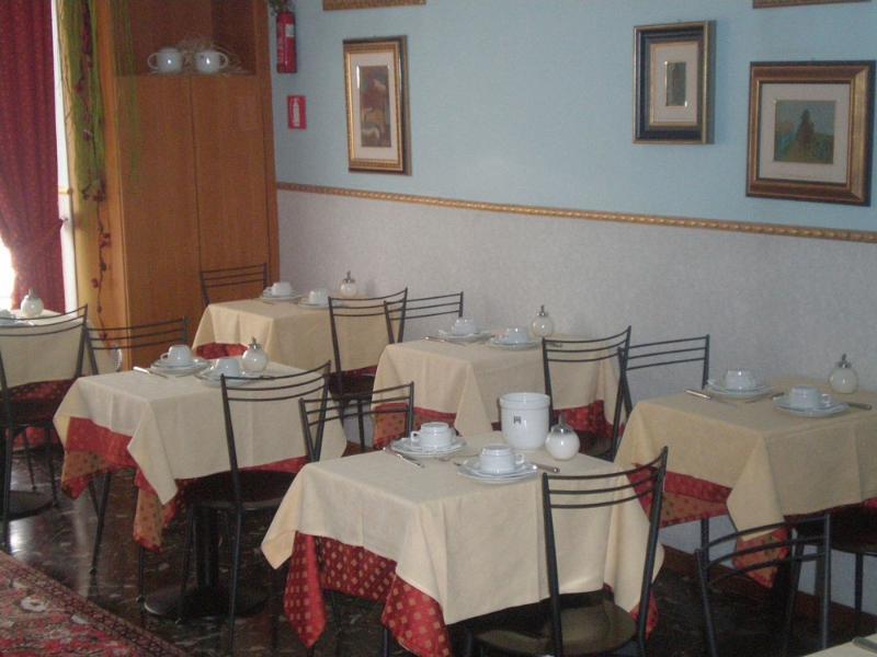 Hotel Ariston